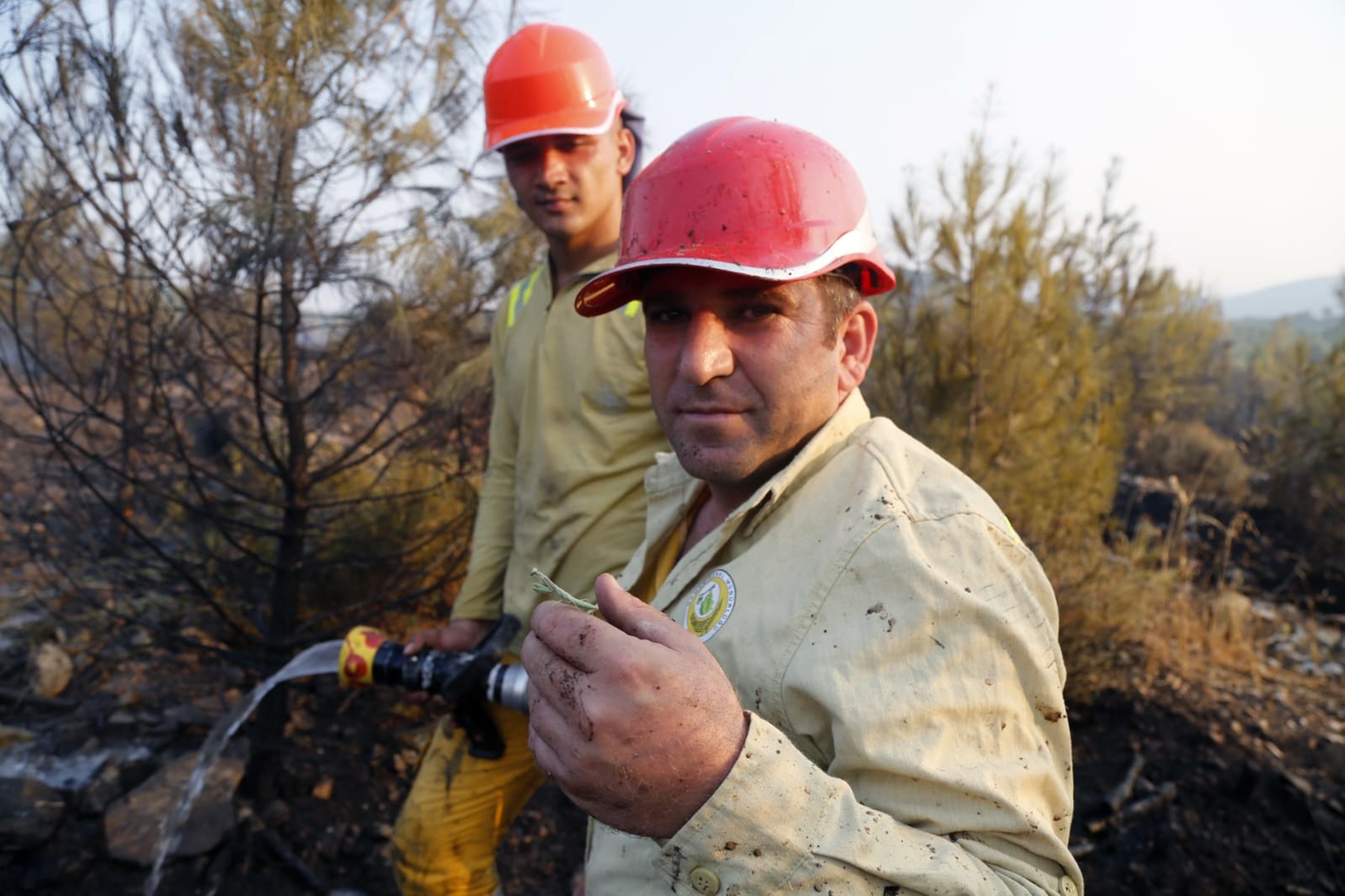 Yatağan'daki Yangın Kontrol  Altına Alındı, Soğutma Çalışmaları Devam Ediyor