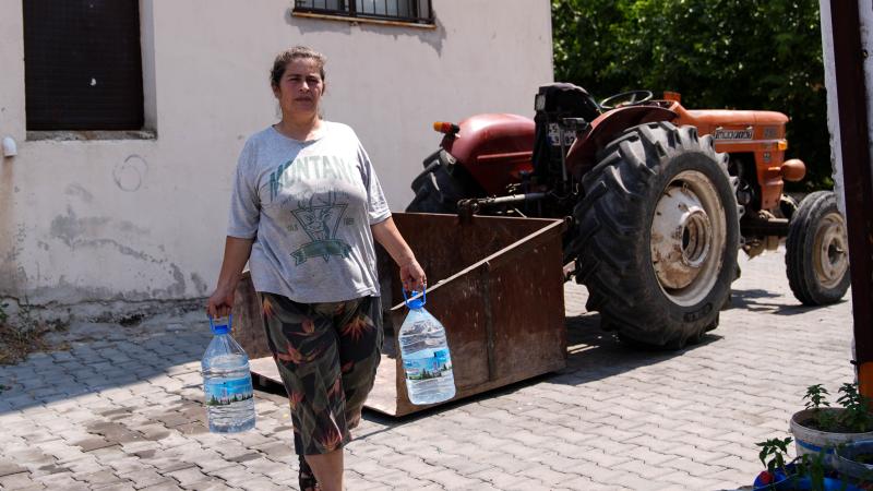Susuz Mahallede İsyan: “Abdest Alacak Su Bulamıyoruz”