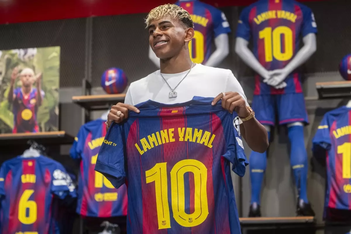 Barcelona'nın 18 Yaşındaki Yeni 10 Numarası Lamine Yamal’a Rekor Maaş