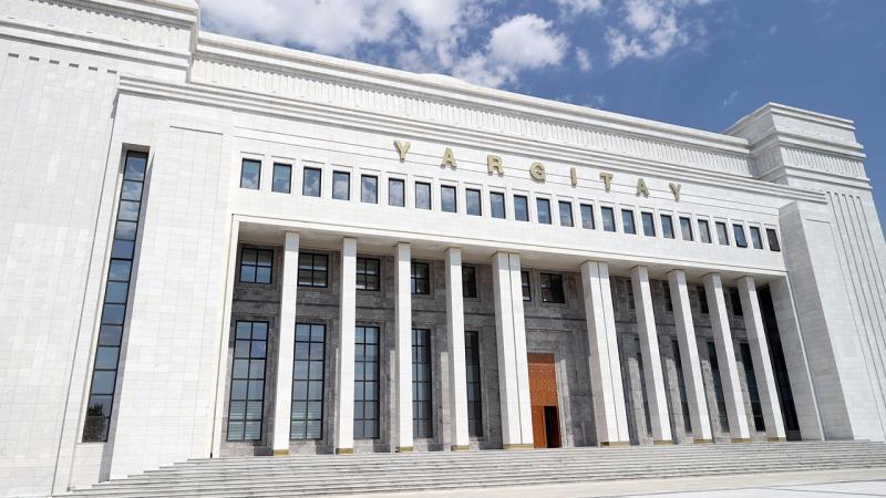 Yargıtay’dan Emsal Karar: Eşine 