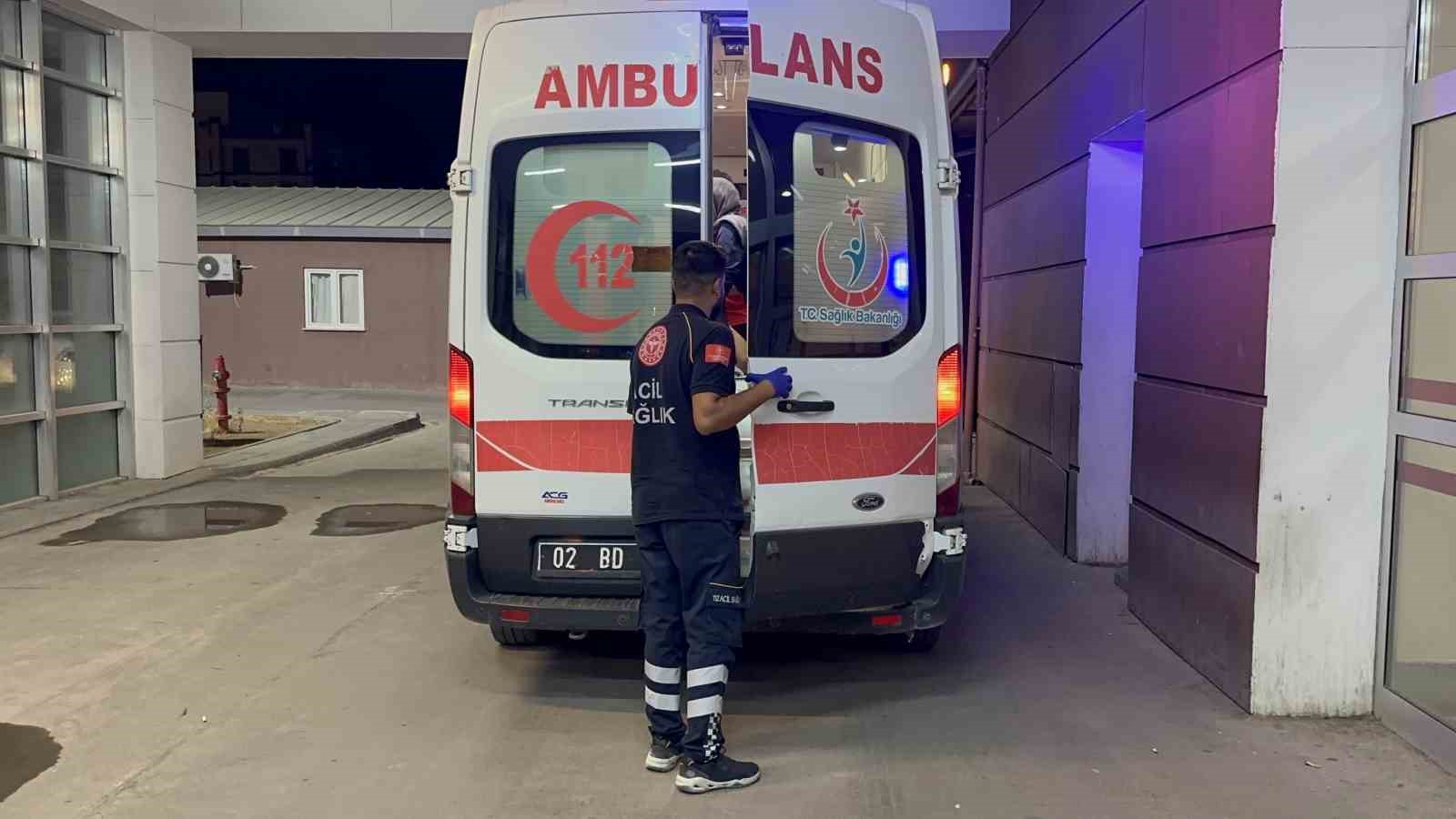 Balkonda Oynarken Düştü: 1 Yaşındaki Bebek Ölümle Pençeleşiyor