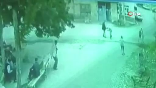 93 Yaşındaki Adam Elinde Silahla Köyde Terör Estirdi