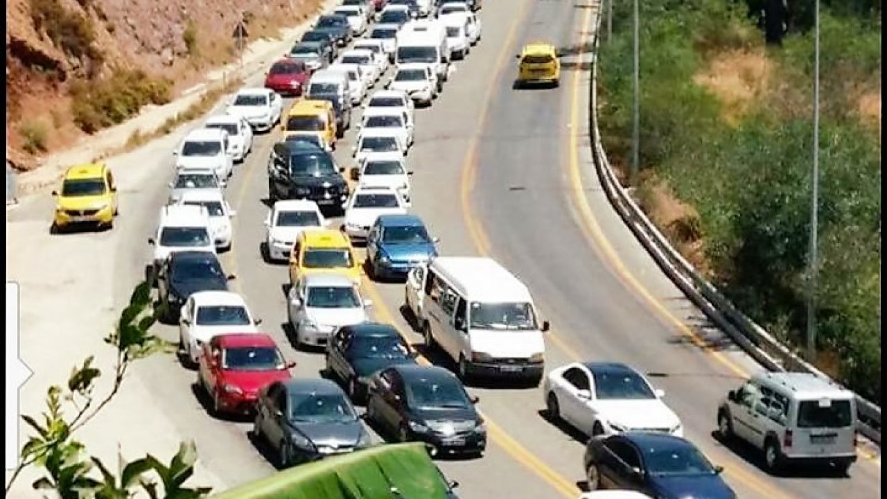 Bayram TRAFİĞİ FELÇ ETTİ