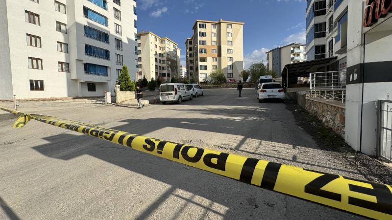 Haciz İşleminde Silahlı Saldırı: Avukat ve İcra Görevlisi Yaralandı