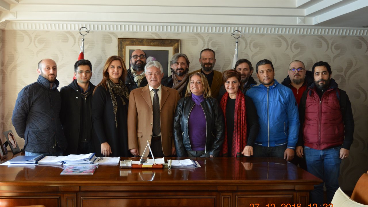 Acar gazetecilerle bir araya geldi