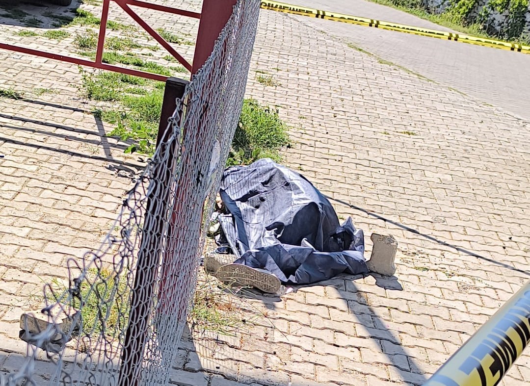 Sanayi Sitesinde Şüpheli Ölüm: Soruşturma Başlatıldı