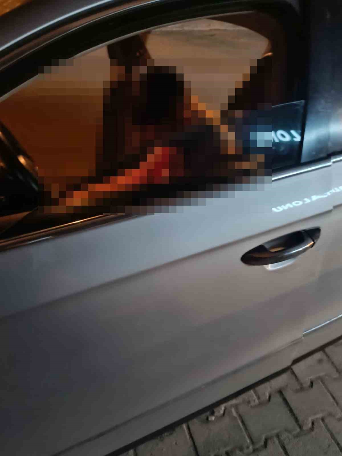 Arkadaşıyla Tartışan 28 Yaşındaki Genç Arabada Tabancayla İntihar Etti