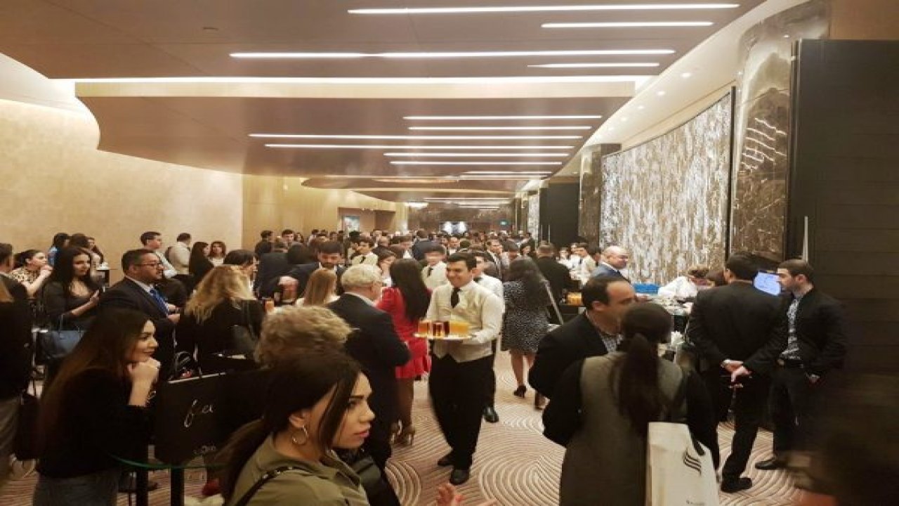 Nisan ayının ilk tanıtım durağı Azerbaycan