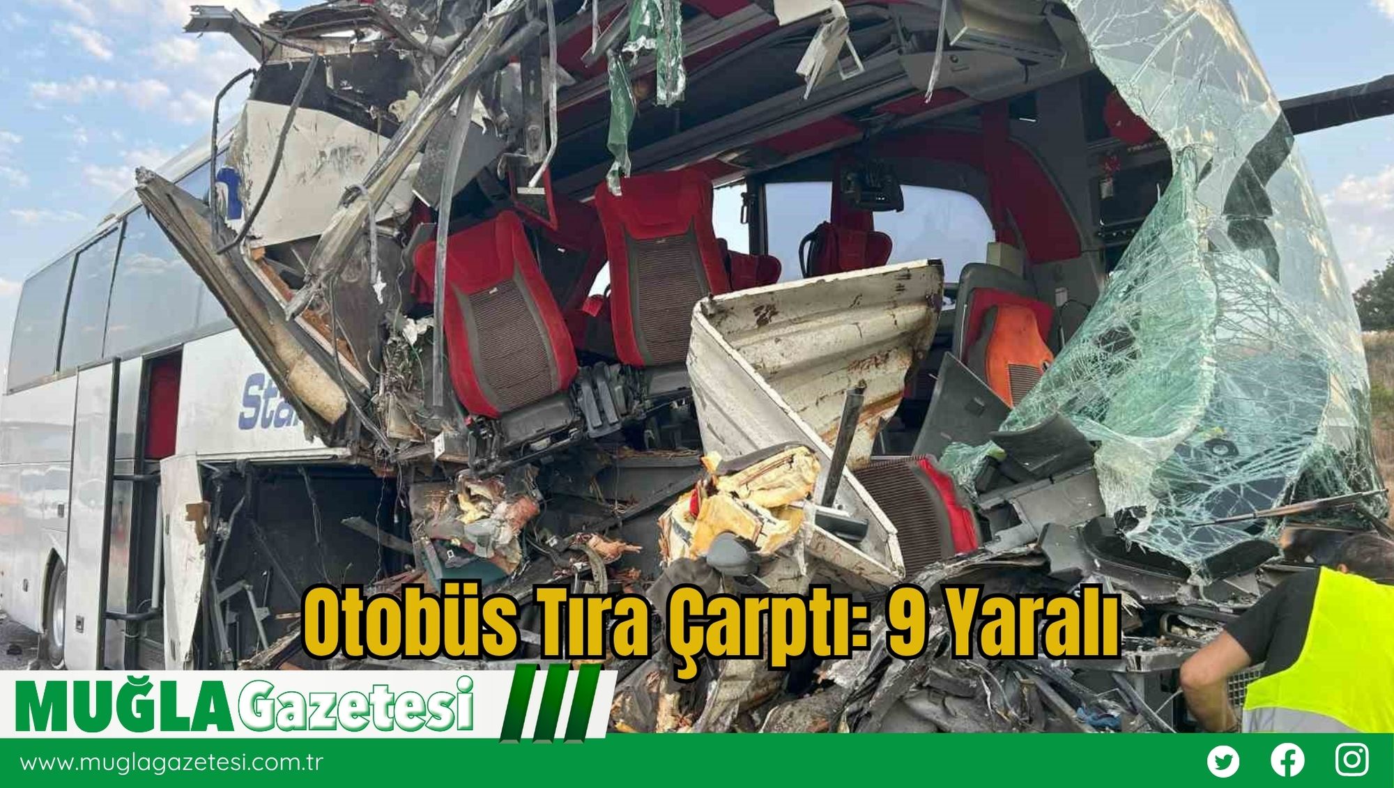 Otobüs Tıra Çarptı: 9 Yaralı