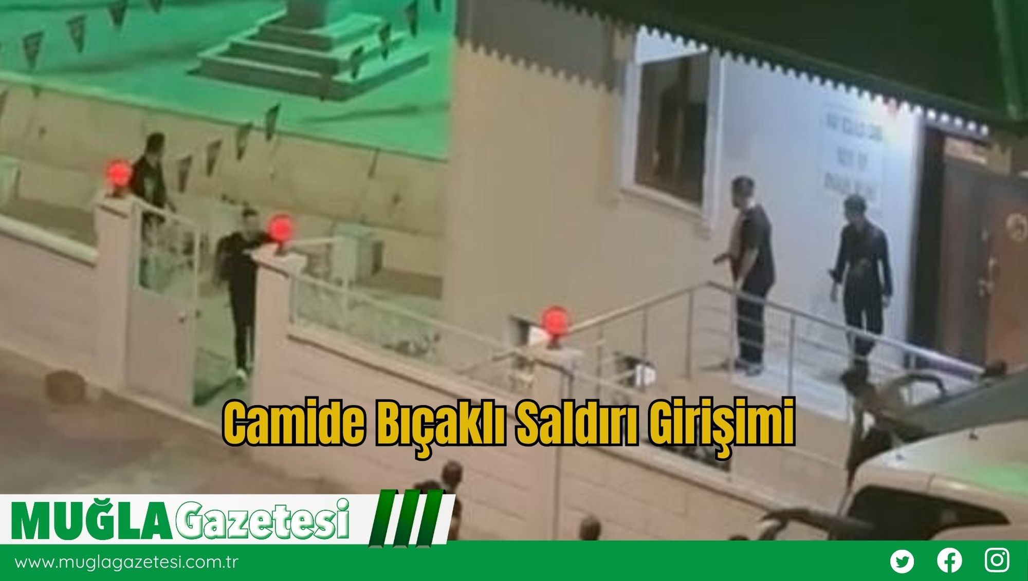 Camide Bıçaklı Saldırı Girişimi