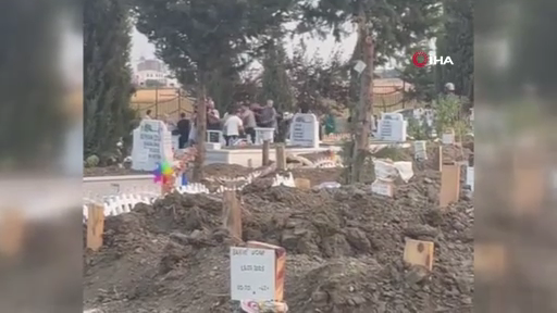 Mezarlıkta Cenaze Töreninde Kavga: O Anlar Kamerada