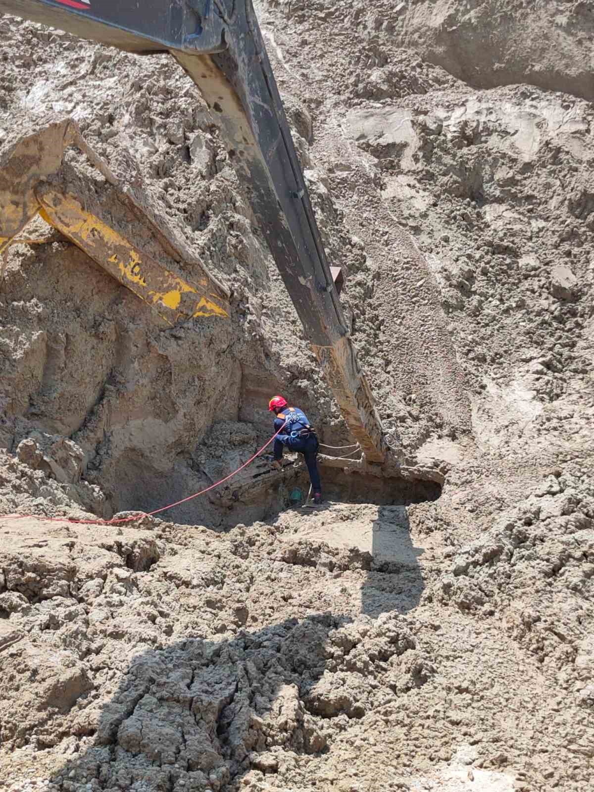 Göçük Altında Kalan İşçinin Cansız Bedeni 72 Saat Sonra Bulundu