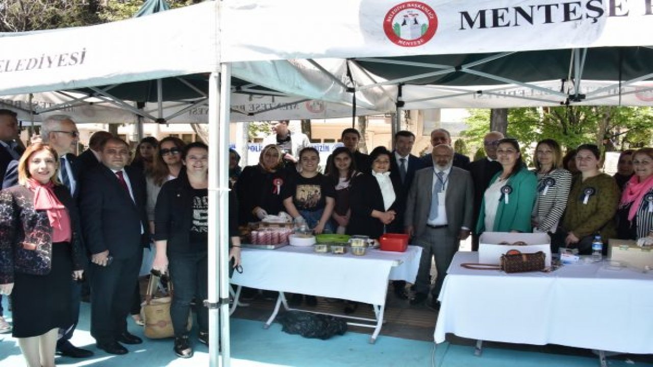 Vali Civelek, Polis Eşleri Derneği tarafından düzenlenen kermese katıldı
