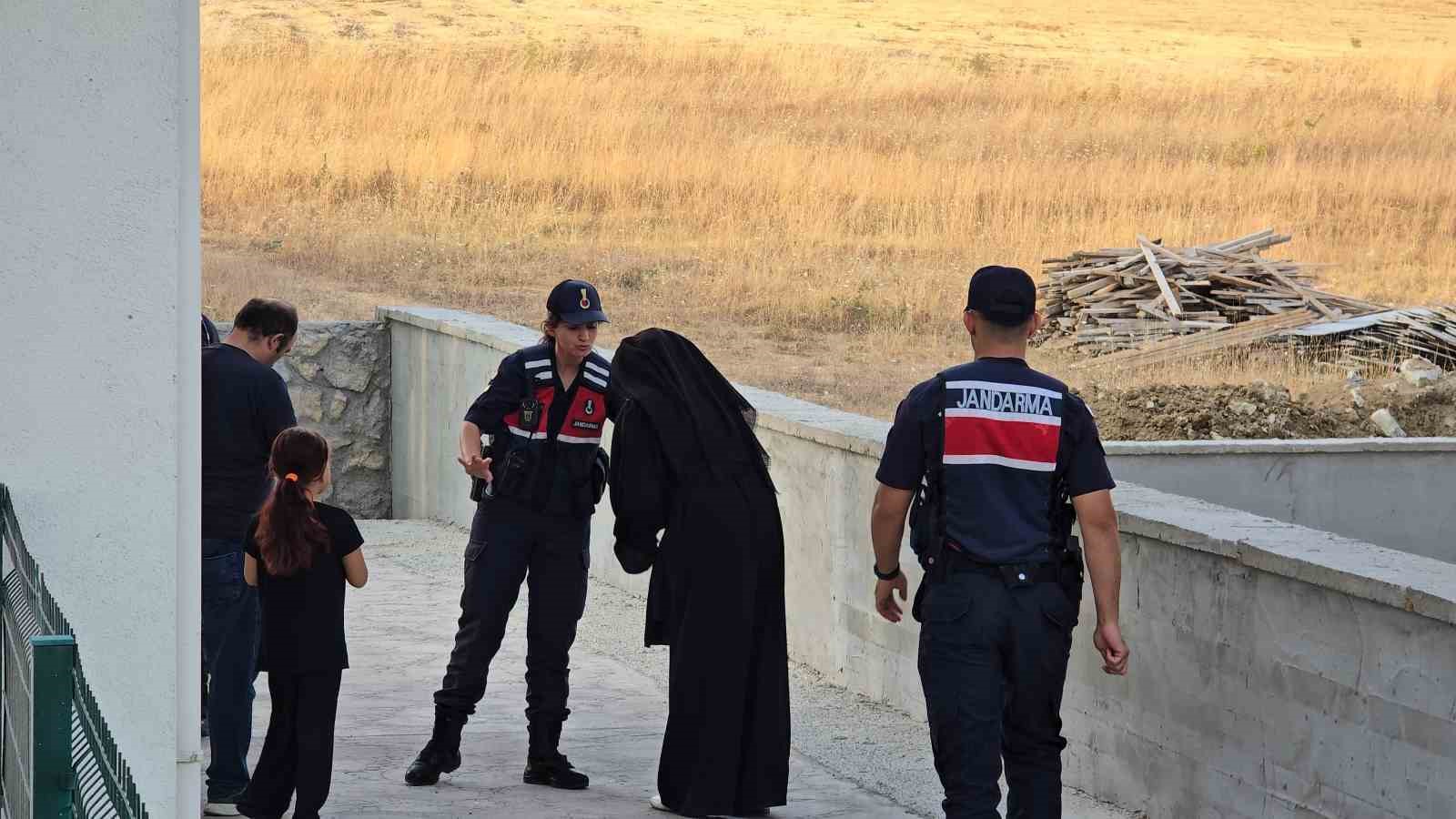 Şüpheli Yangın: Karı-Koca Evde Ölü Bulundu