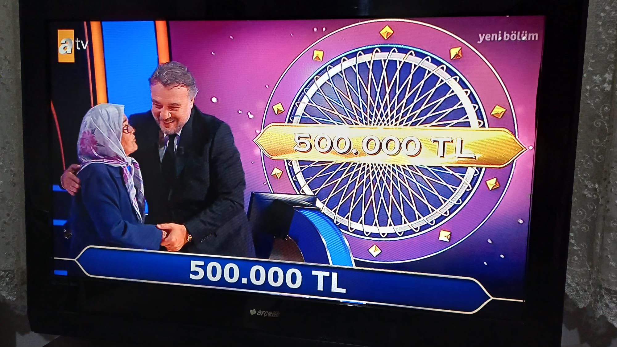 Muğlalı İlkokul Mezunu Günay Teyze Üniversite Mezunlarına Taş Çıkarttı