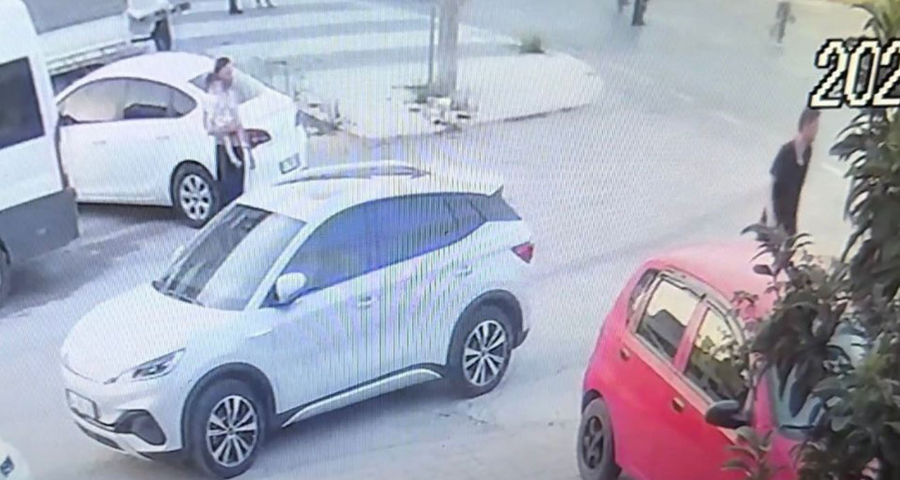 Motosikletle Kafa Kafaya Çarpıştı Ardından Cipe Çarptı:O Anlar Kamerada