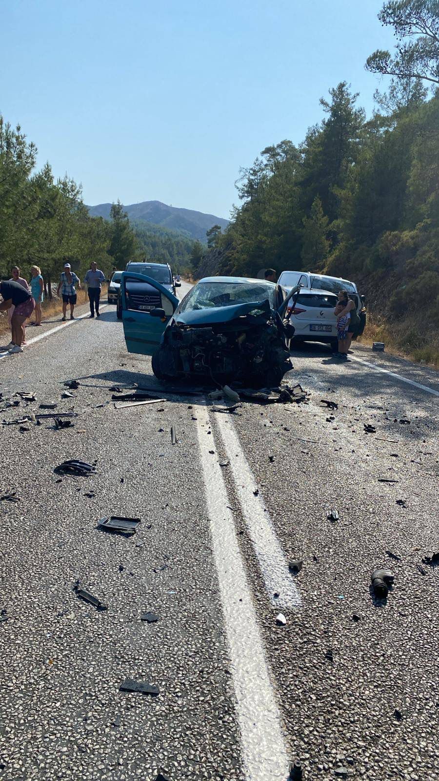 Marmaris Datça Yolunda Trafik Kazası, Sonrasında Trafik Felç Oldu