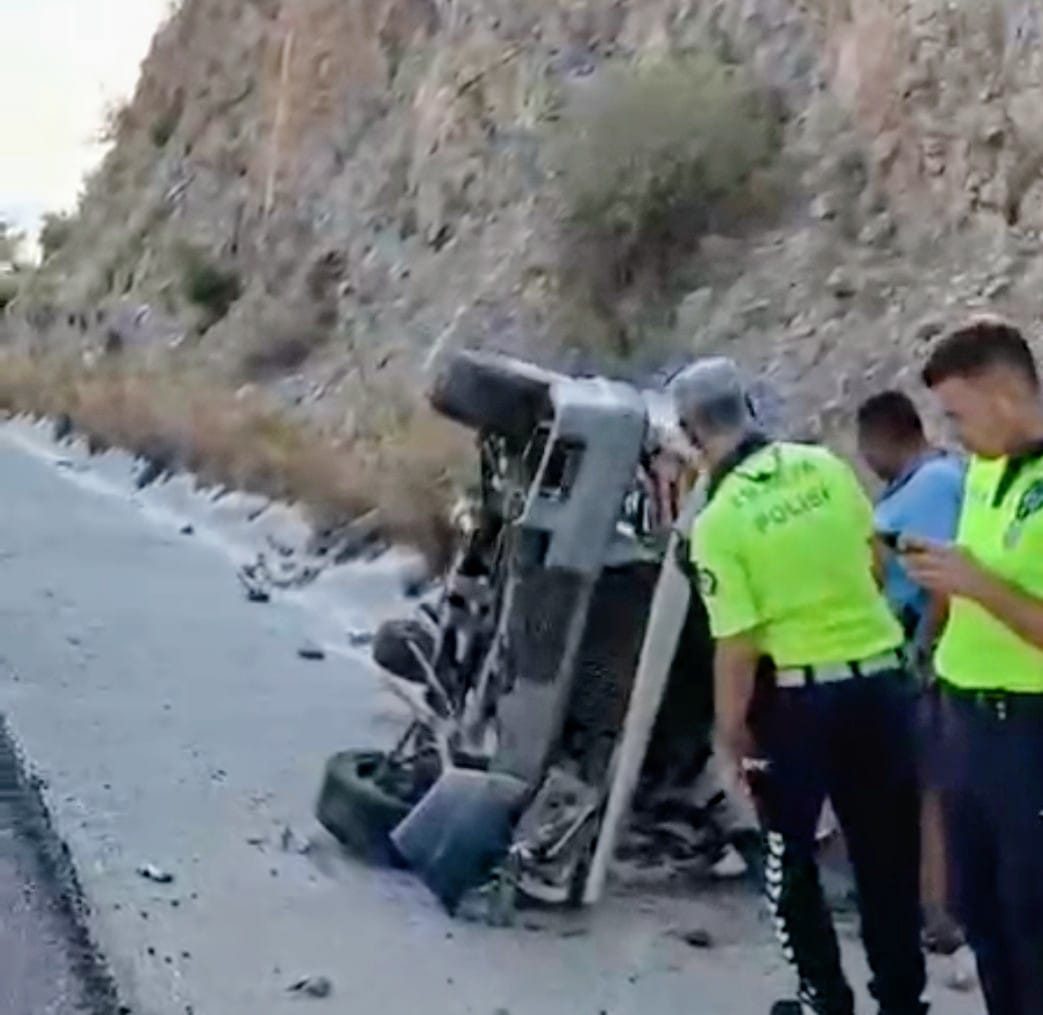 Muğla'da Araç Takla Attı, Sürücü Yara Almadan Kurtuldu