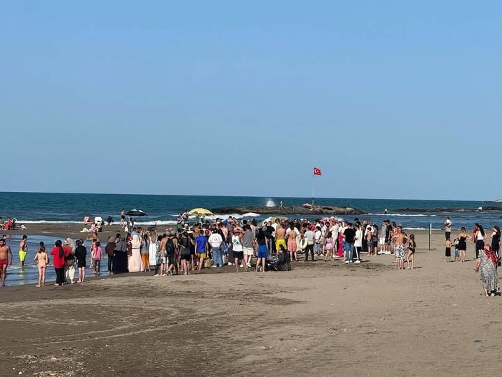 Serinlemek İçin Denize Giren Kişi Hayatını Kaybetti