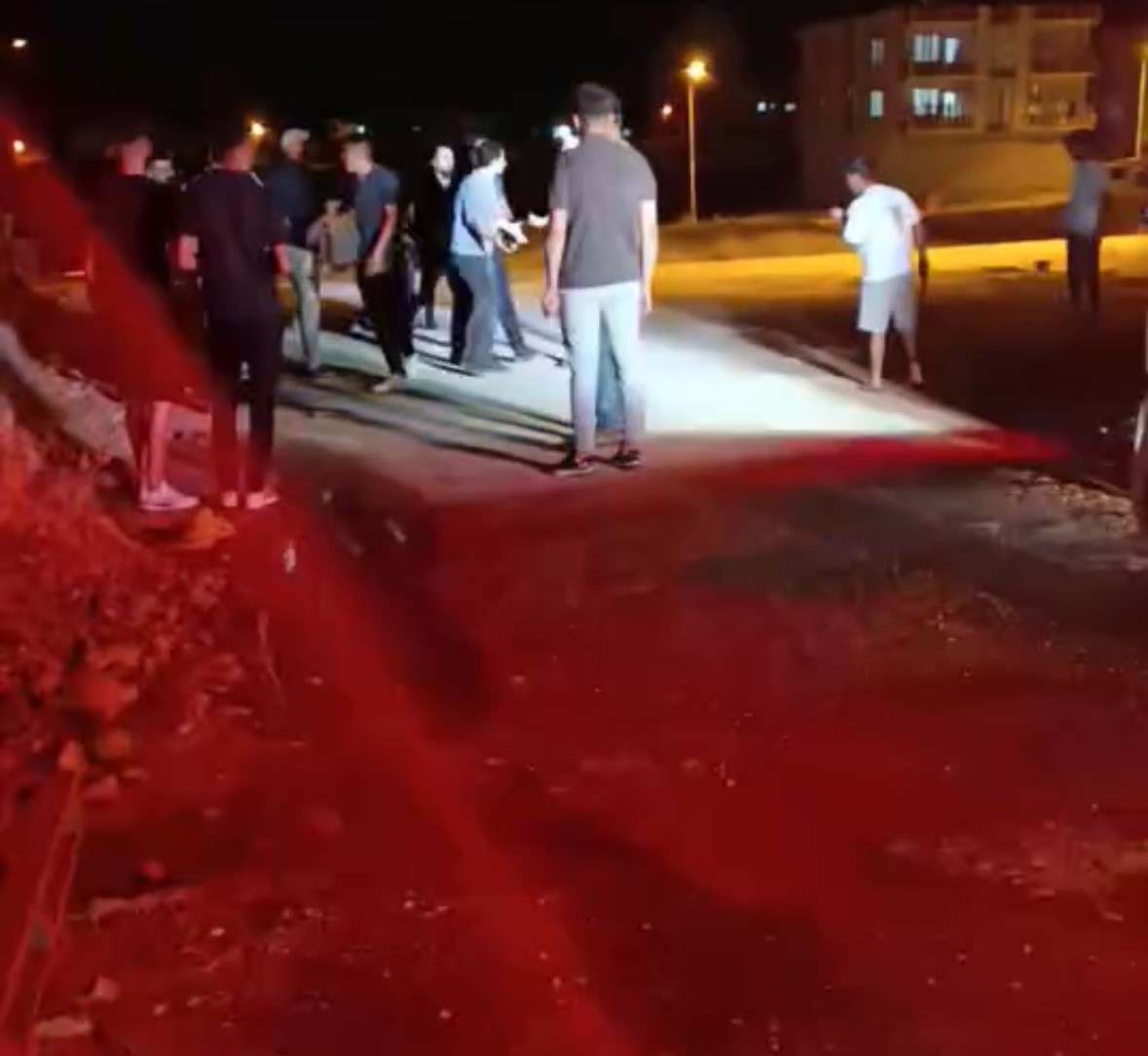 İki Grup Arasında Silahlı Kavga