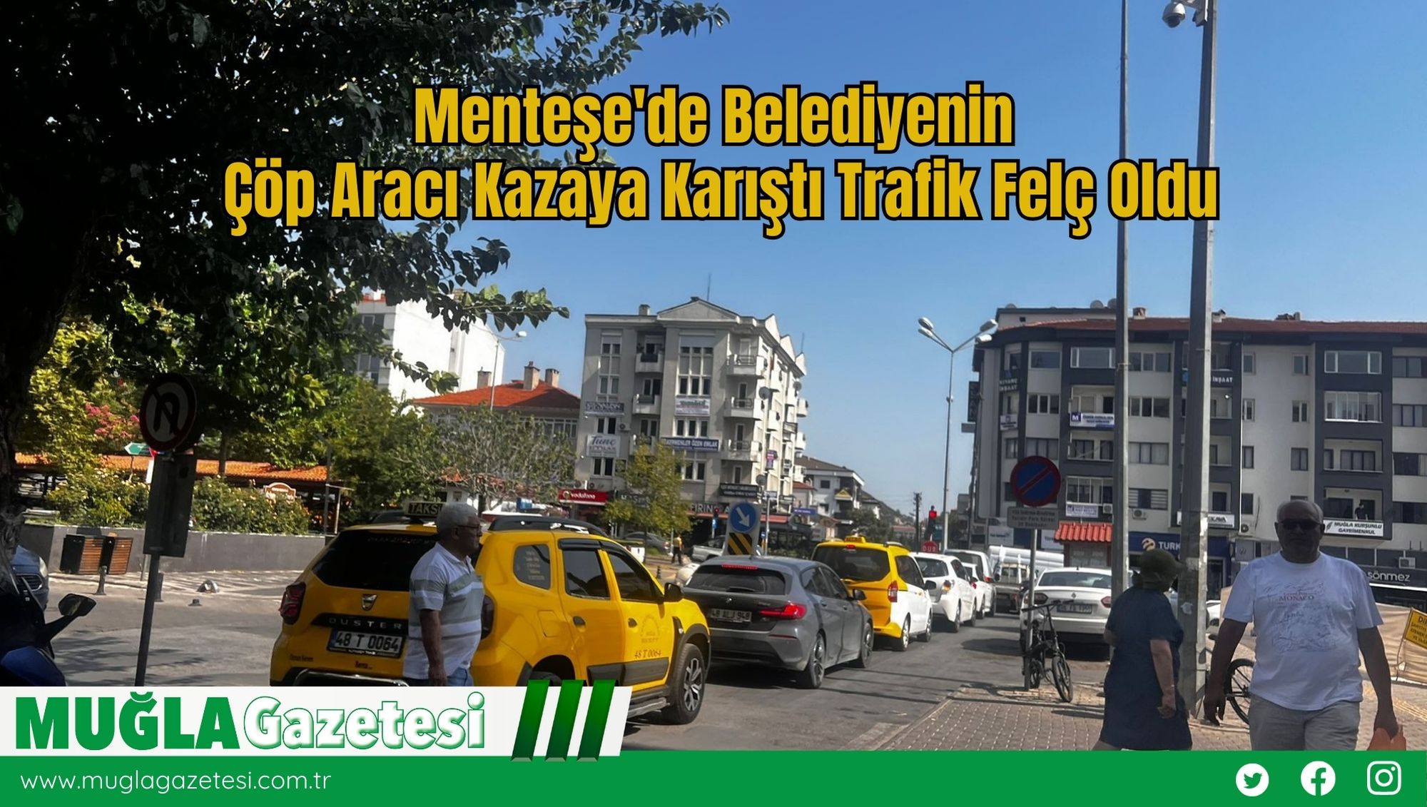 Menteşe'de Belediyenin  Çöp Aracı Kazaya Karıştı Trafik Felç Oldu
