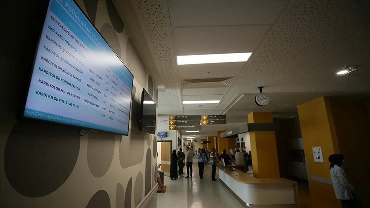 Sağlık Bakanı Açıkladı: Randevu Almak Bu Yöntemle Çok Daha Kolay