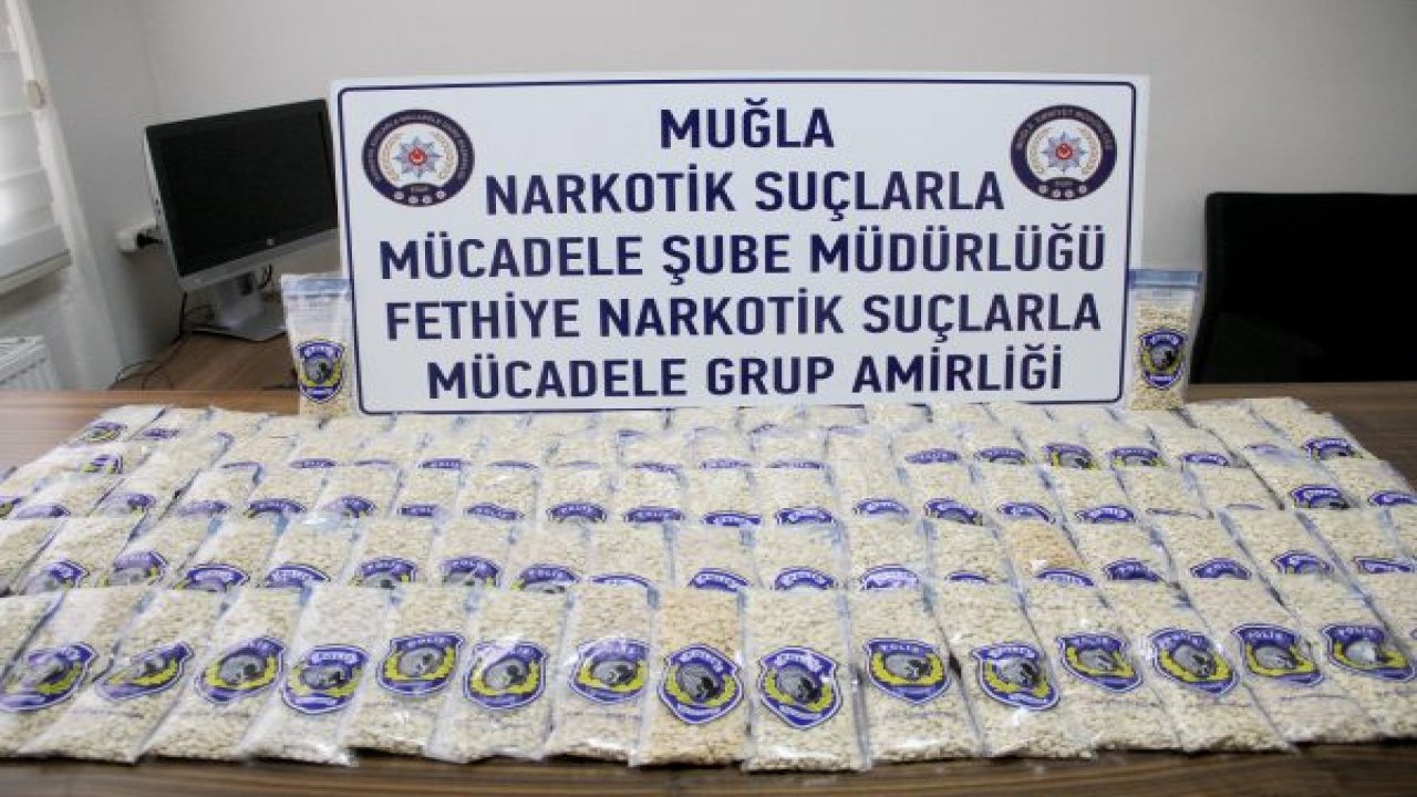 Baca deliğine saklamış