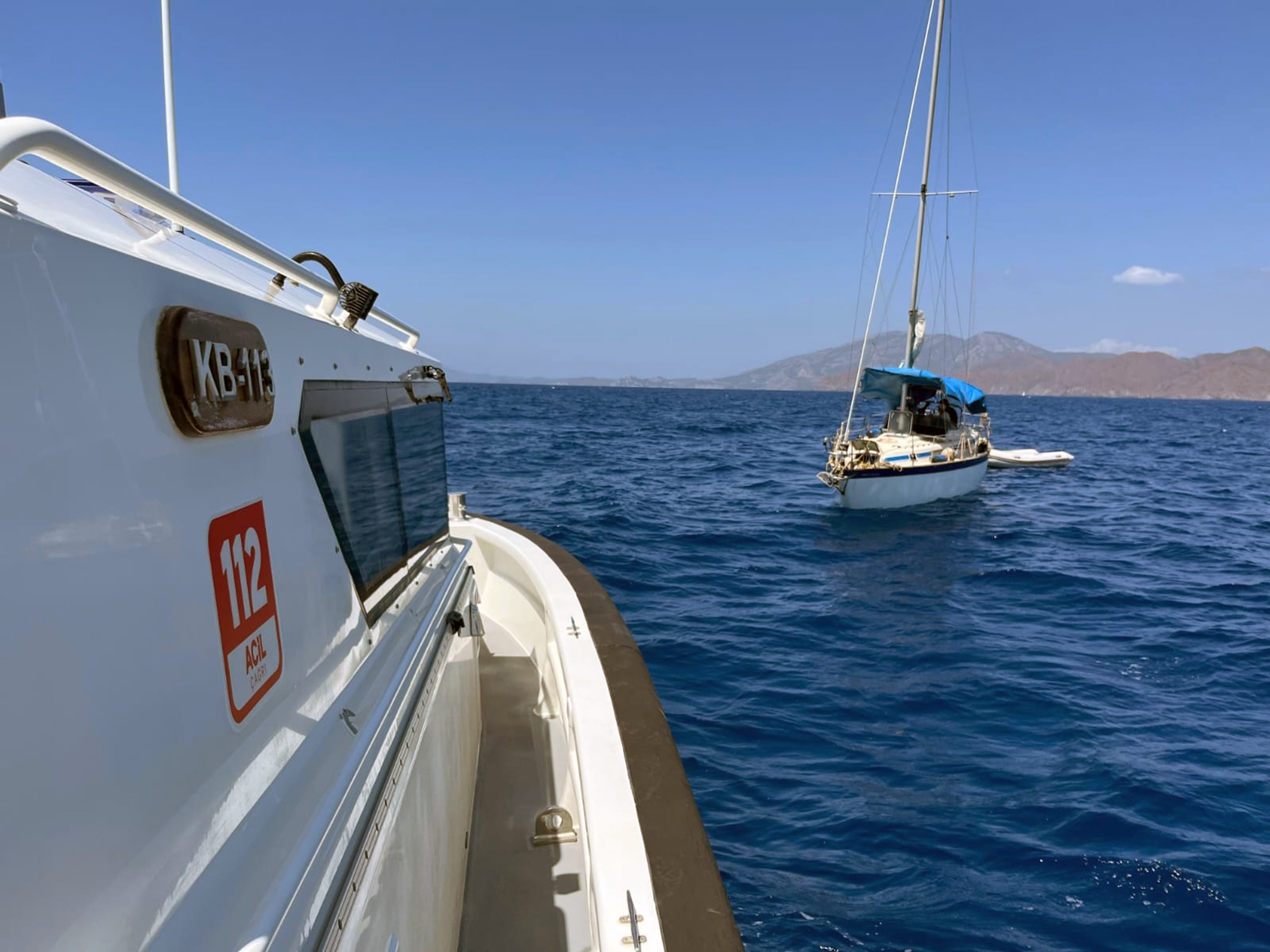 Datça Açıklarında Yelkenliyle İnsan Kaçakçılığı: 2 Kişi Gözaltında