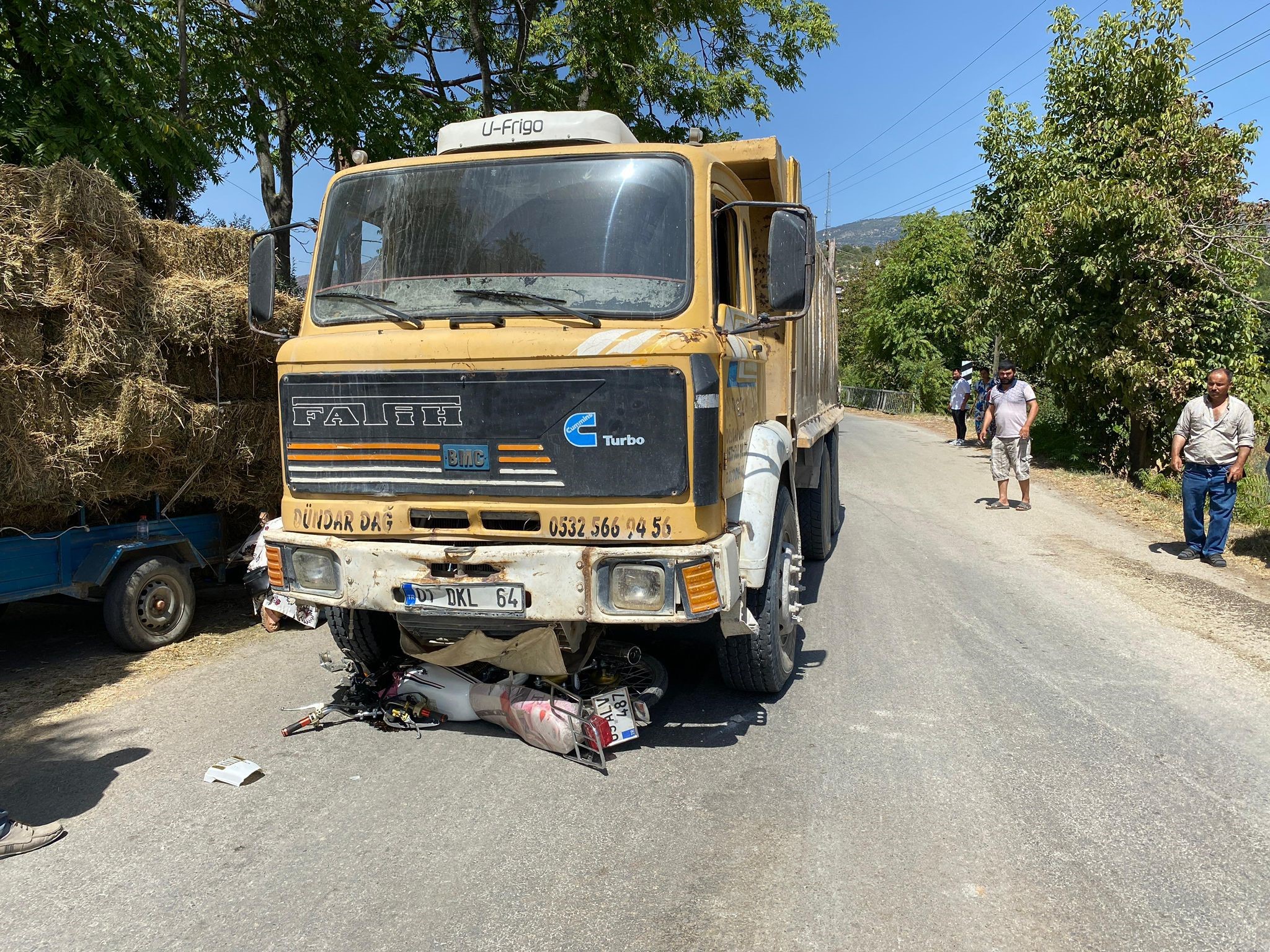 Bozdoğan’da Kamyon ile Motosiklet Çarpıştı: 1 Kişi Yaralandı
