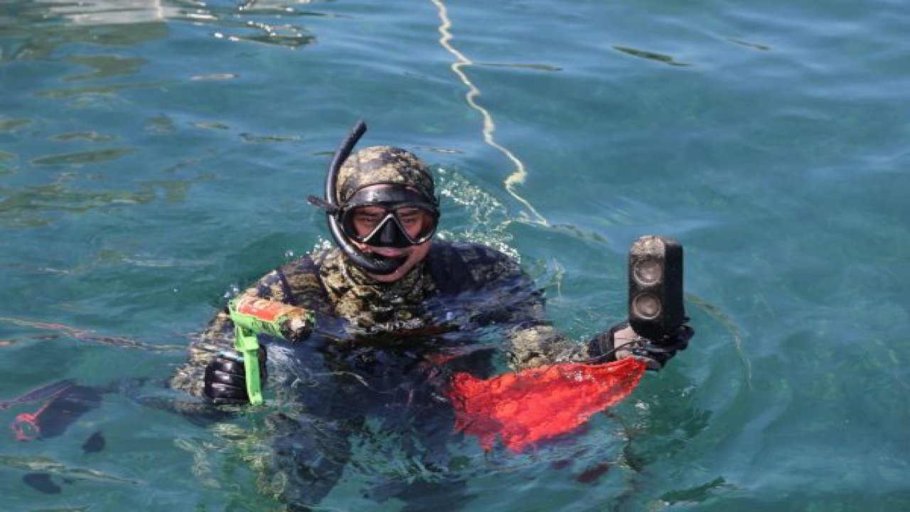 Deniz dibi temizliğinde çıkan ilginç atıklar şaşırttı