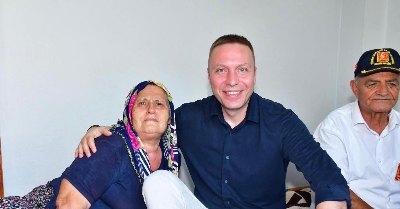 Milas Kaymakamından Duygulandıran Ziyaret