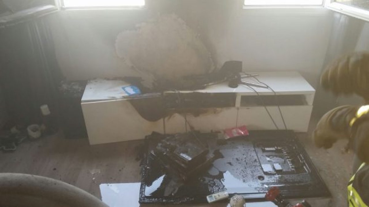 Elektrik kontağından yangın çıktı