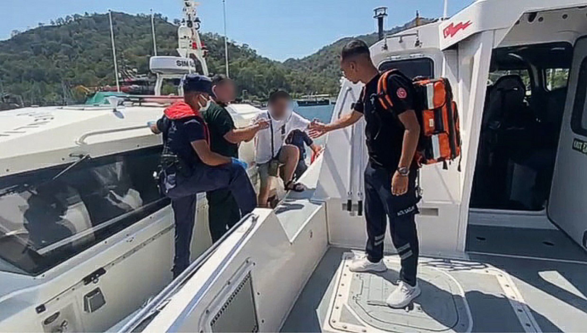 Dalaman’da Gezi Teknesinde Rahatsızlanan Yolcuya Sahil Güvenlik Müdahalesi