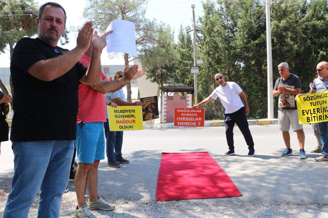 Kooperatif Mağdurlarından Büyükşehir'e Sert Tepki: 