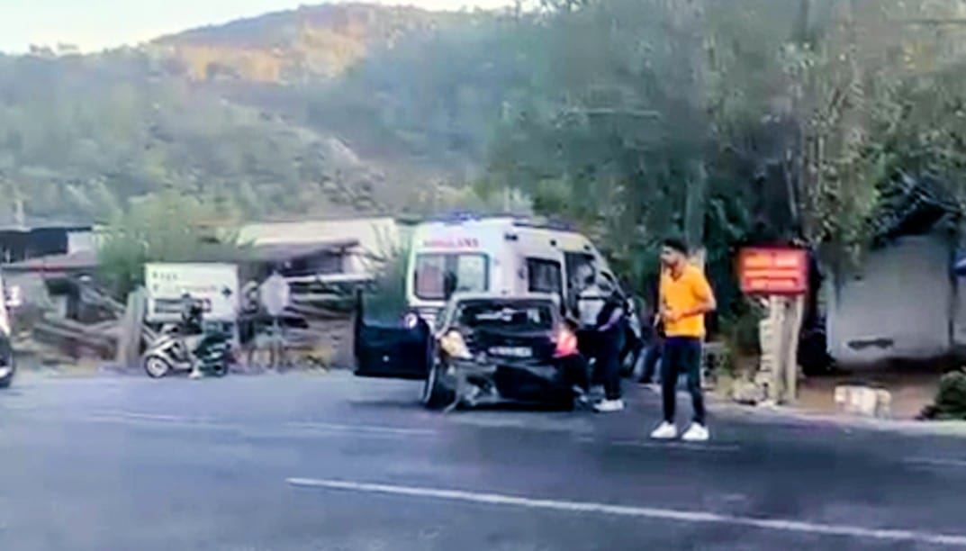 Muğla'da Trafik Kazası, Yaralılar Var
