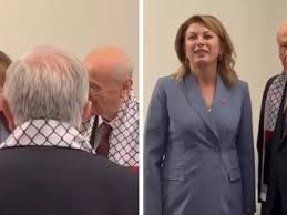 TBMM Kulisinde Bahçeli ile CHP'li Vekil Arasında Kurabiye Diyaloğu