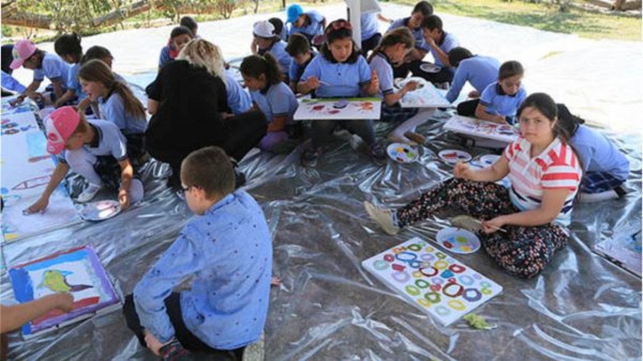 Doğada resim yaptılar