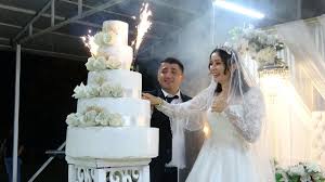 17 Yıllık Düğün Hasreti Sona Erdi: Duygulandıran Aşk Hikayesi