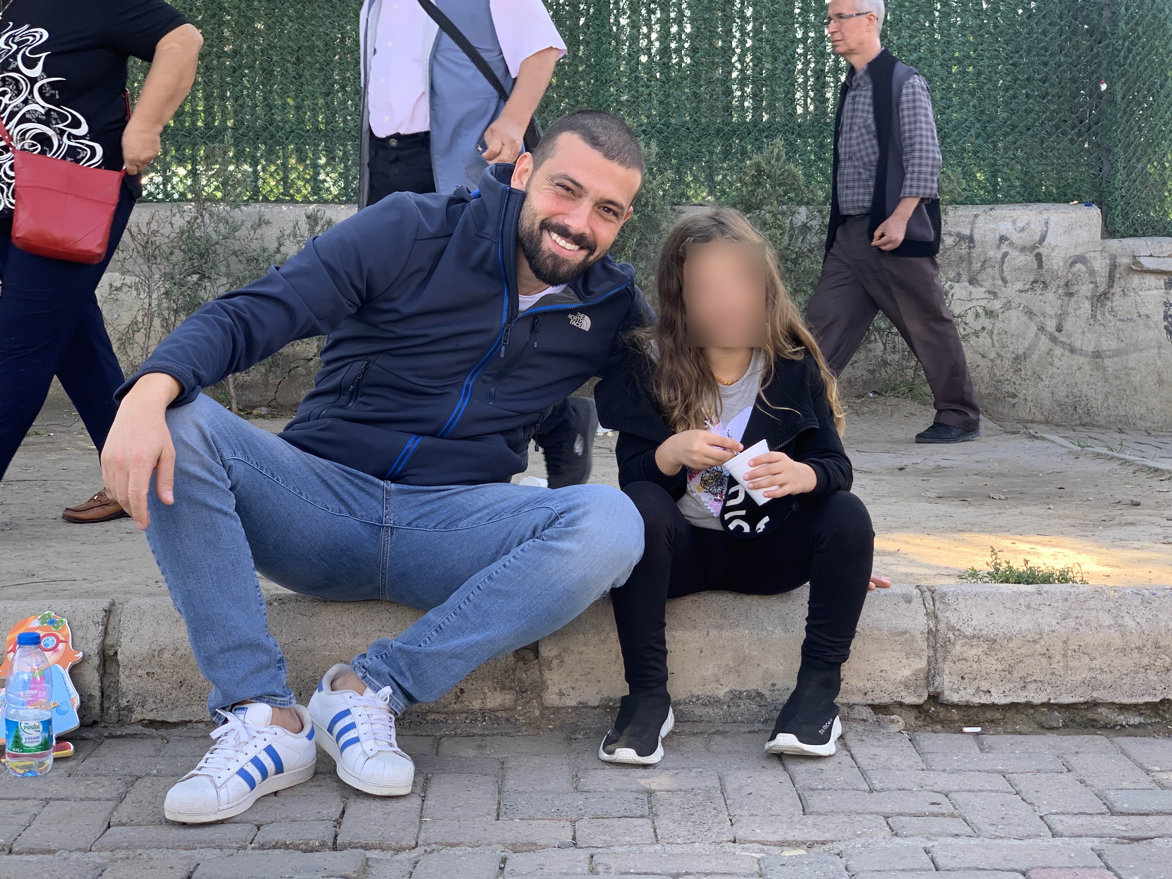 ‘Anneme Söyleme Kızar’: Boşanma Sonrası Acı Bir Hikâye