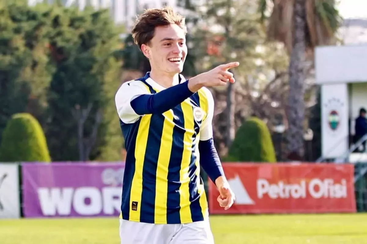 Fenerbahçe’nin Genç Yıldızı Emirhan Arkutcu Bodrum FK’ya İmza Attı