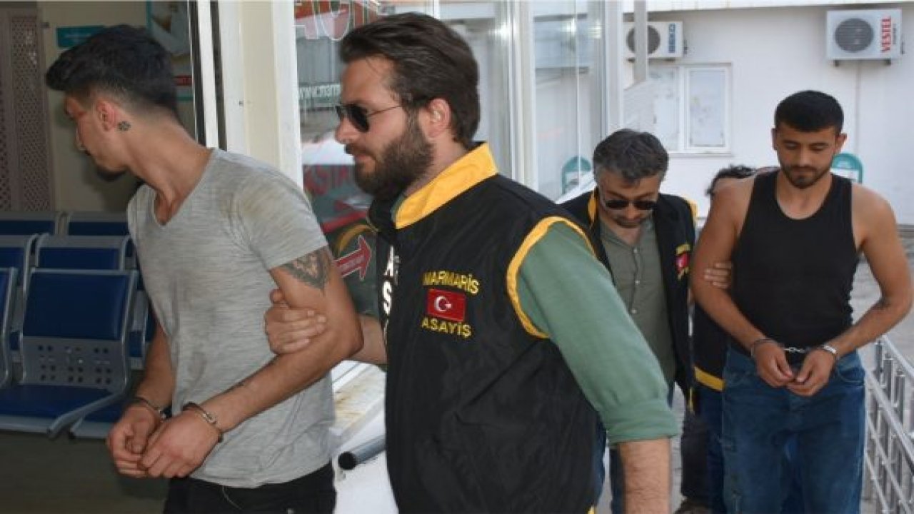 Kulağını kesip gasp ettiler