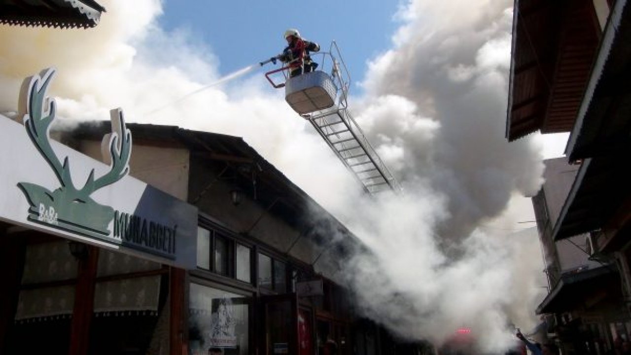 Tarihi binadaki yangında sabotaj iddiası