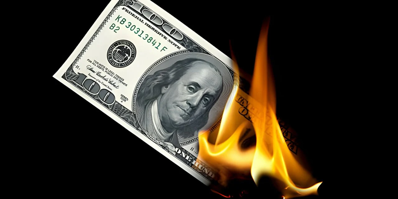 Dolarda Bir İlk Yaşandı