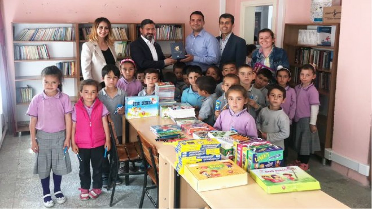 Öğrencilere Kitap Yardımı