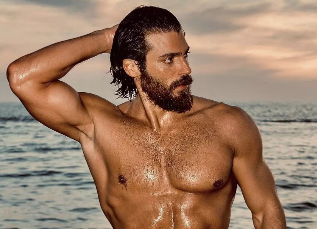 Can Yaman, 11 Milyonluk Instagram Hesabını Gözünü Kırpmadan Kapattı!