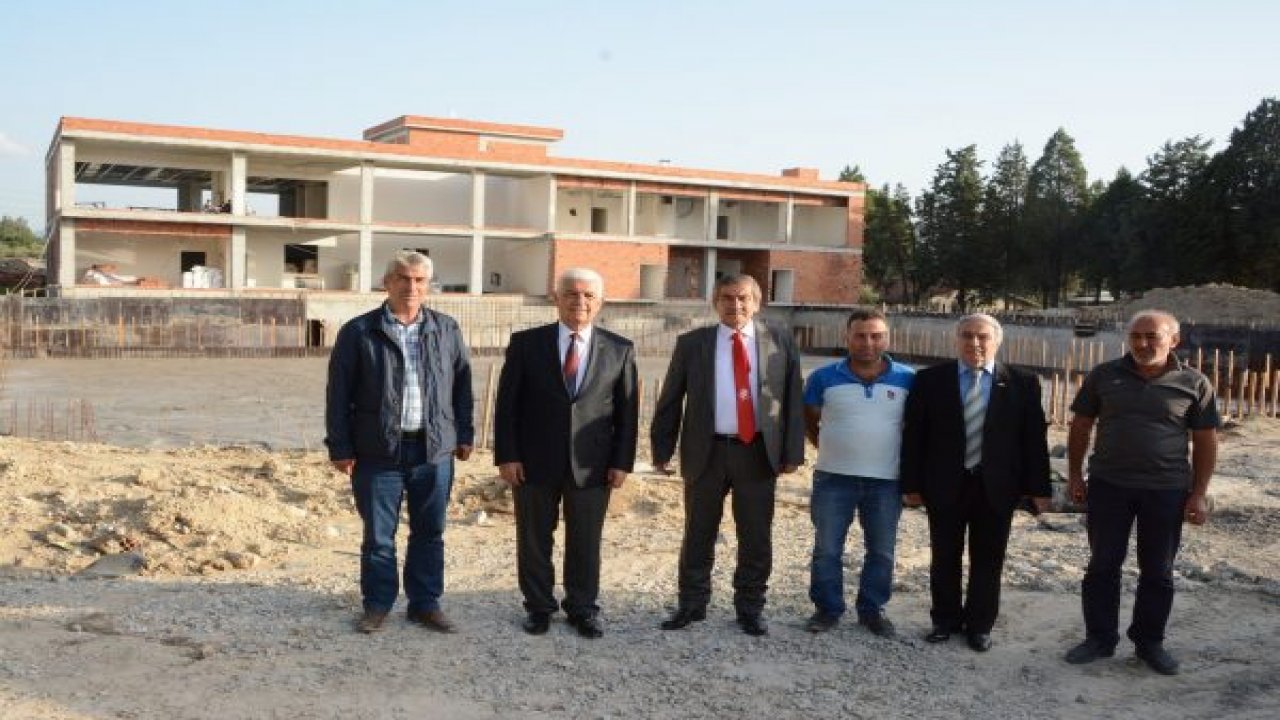 Açıkyüzme havuzu ve spor salonu tamamlanıyor