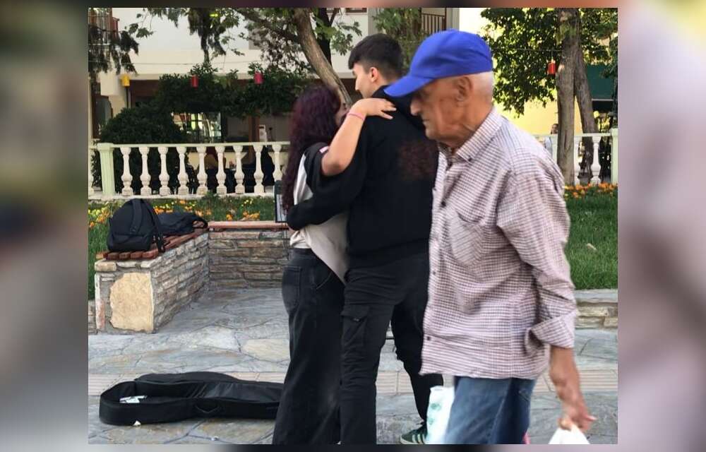 Menteşe Sınırsızlık Meydanı’nda Yaşanan Dans Sürprizi İzleyenleri Büyüledi