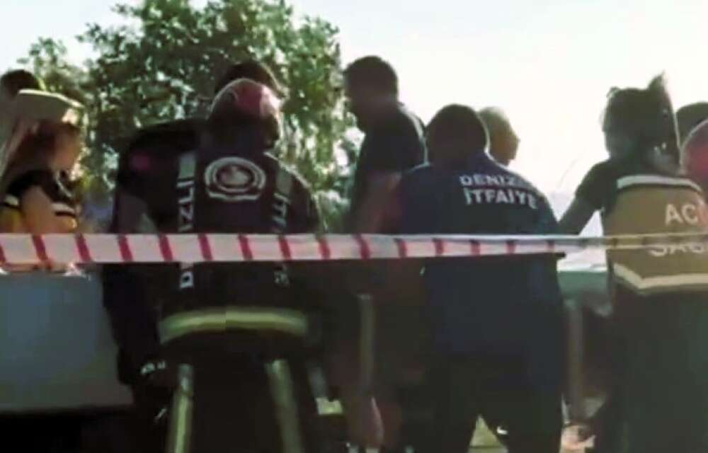 Akşam Saatlerinde Feci  Kaza: 1 Kadın Hayatını Kaybetti, 4 Yaralı