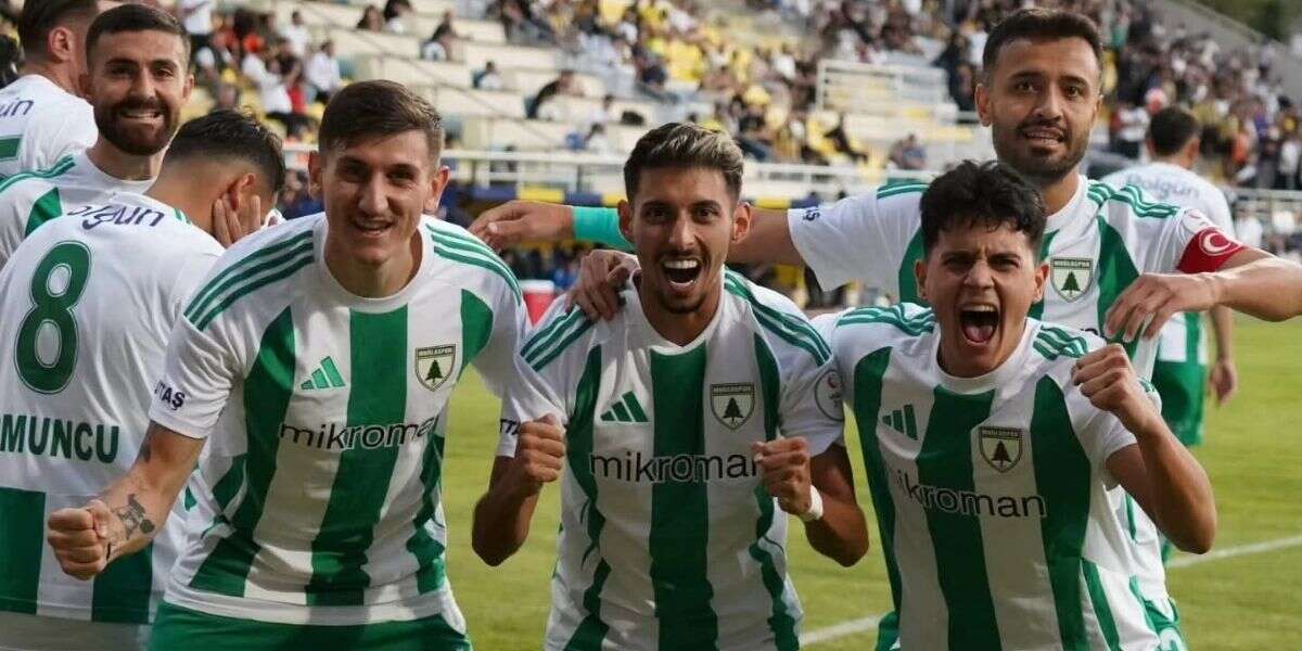 Muğlaspor, İzmir Deplasmanında Şov Yaparak Fırtına Gibi Esti: 5-0