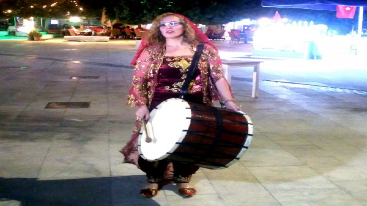 Ramazan davuluna hanımeli değdi